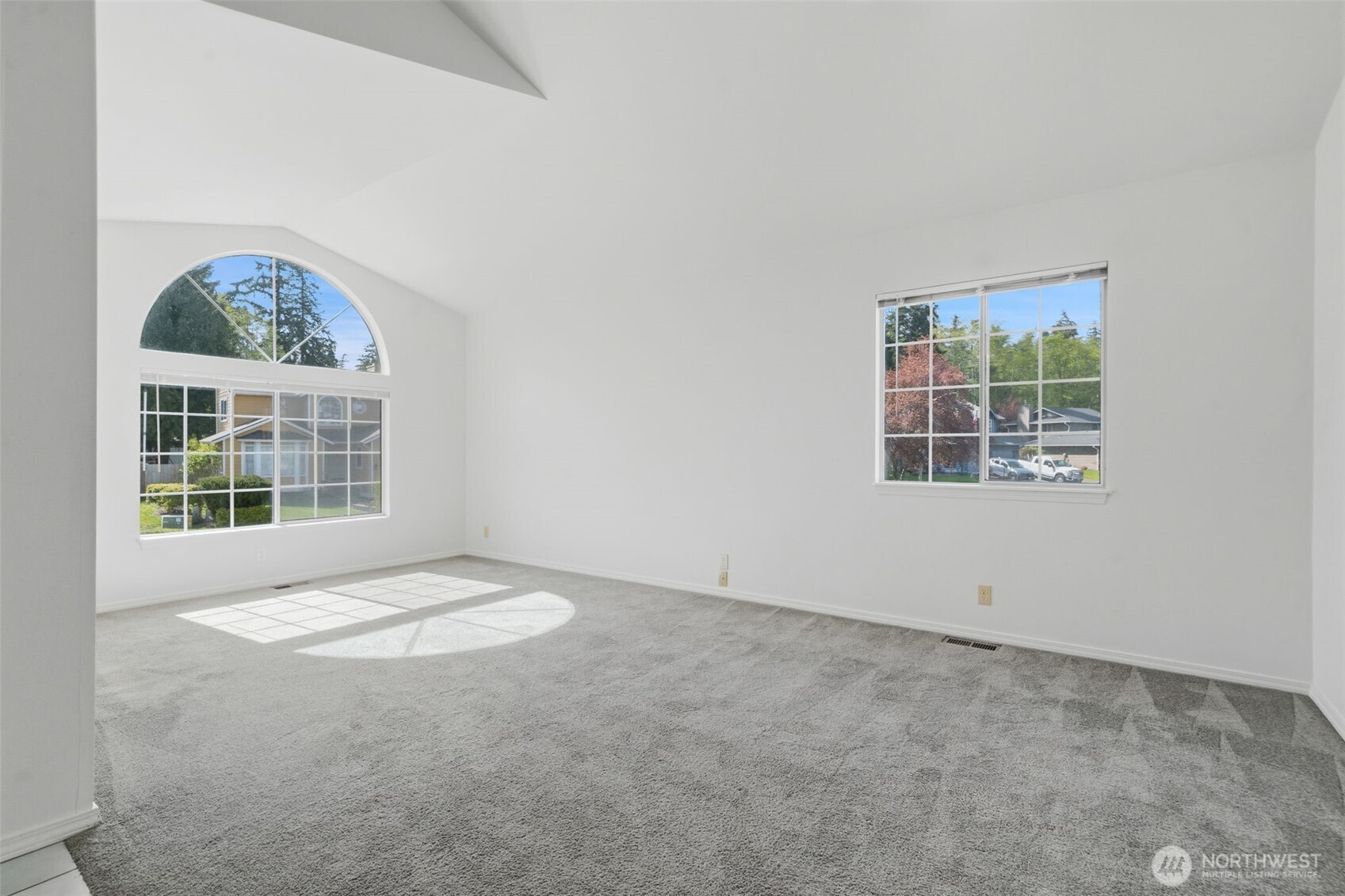 70 SW Roeder Drive , Oak Harbor, WA 98277