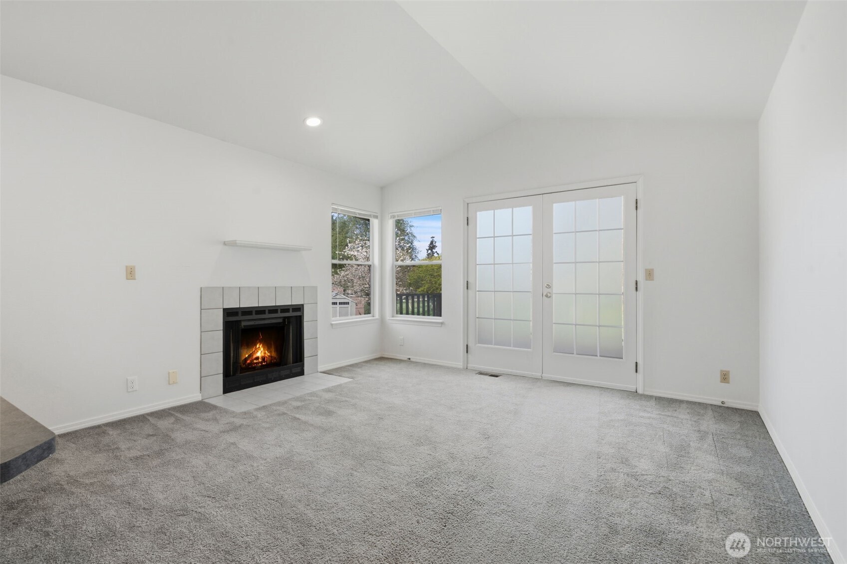 70 SW Roeder Drive , Oak Harbor, WA 98277