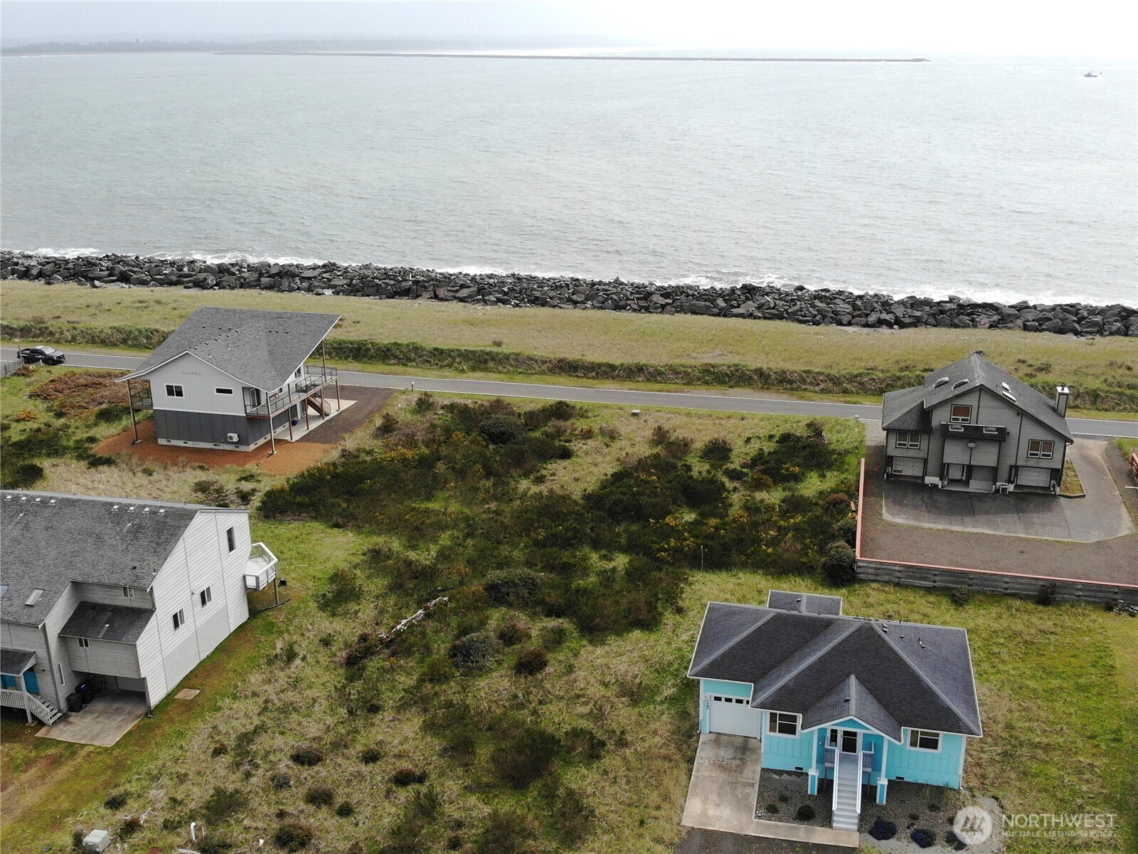 1493 E Ocean Shores Boulevard SW, Ocean Shores, WA 98569