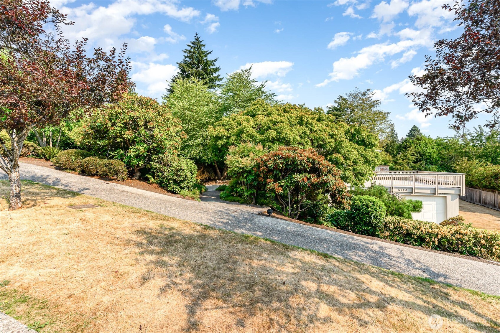 5120 NE 54th Street , Seattle, WA 98105