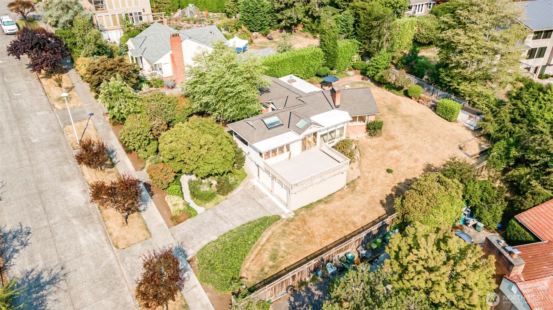 5120 NE 54th Street , Seattle, WA 98105