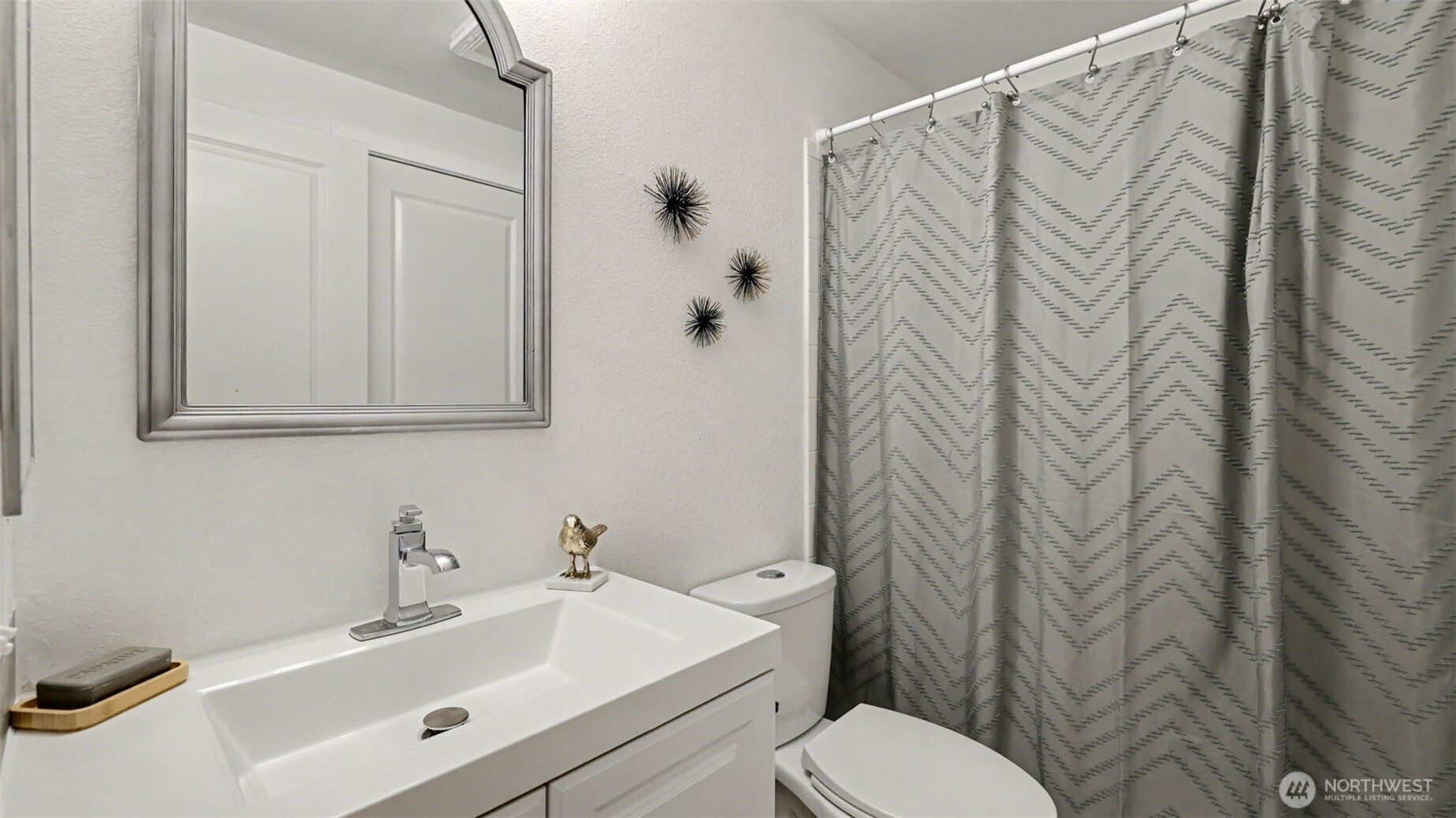 14210 NE 181st Place #M102, Woodinville, WA 98072
