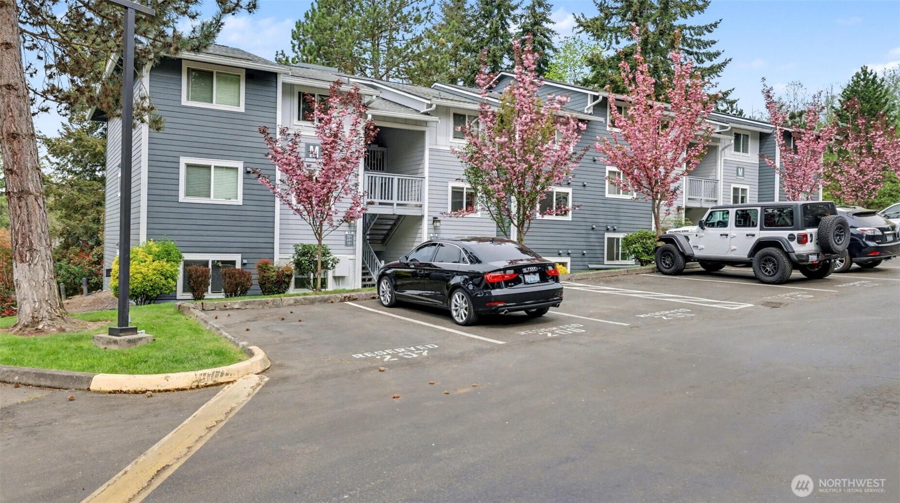 14210 NE 181st Place #M102, Woodinville, WA 98072