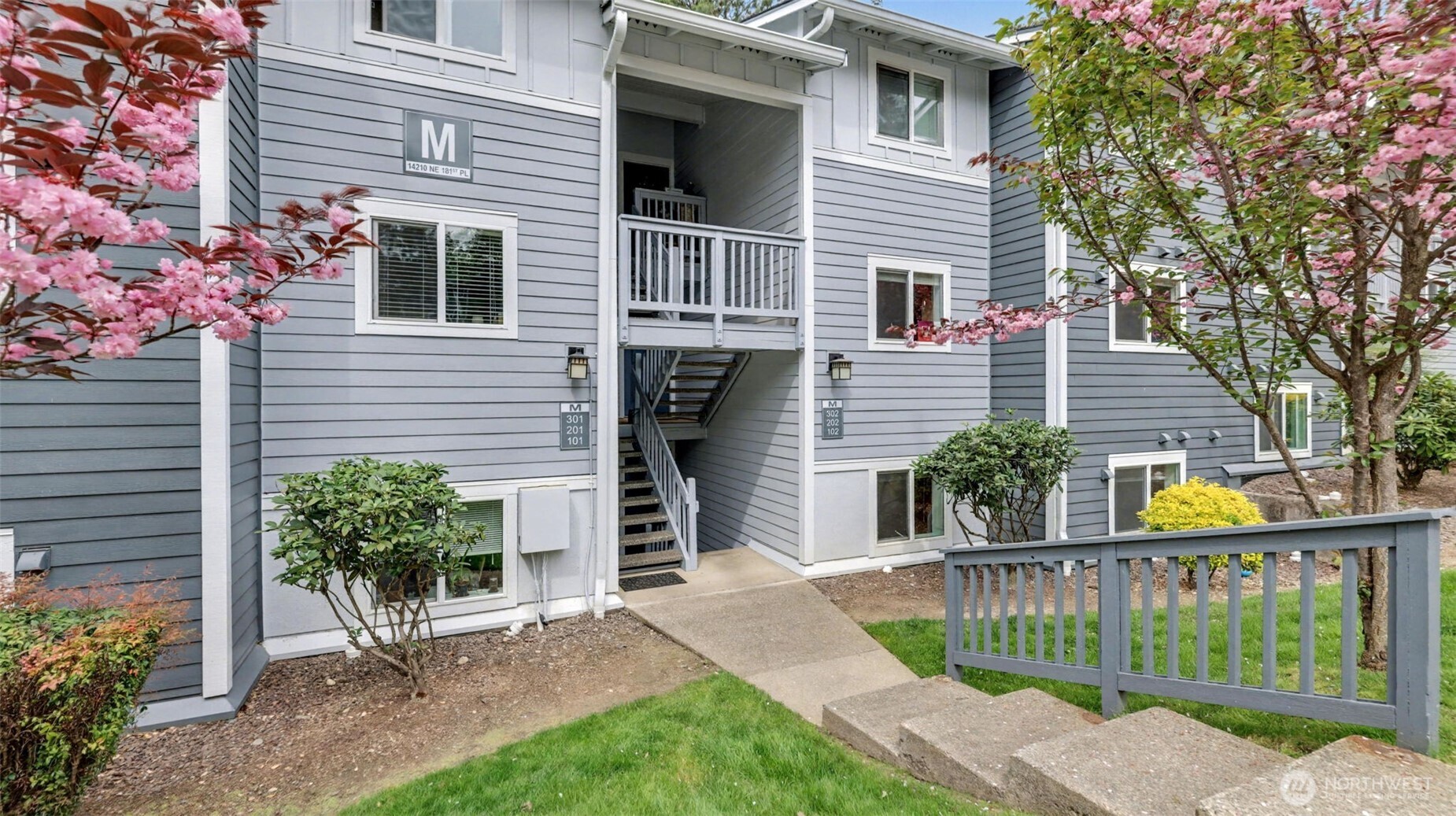 14210 NE 181st Place #M102, Woodinville, WA 98072