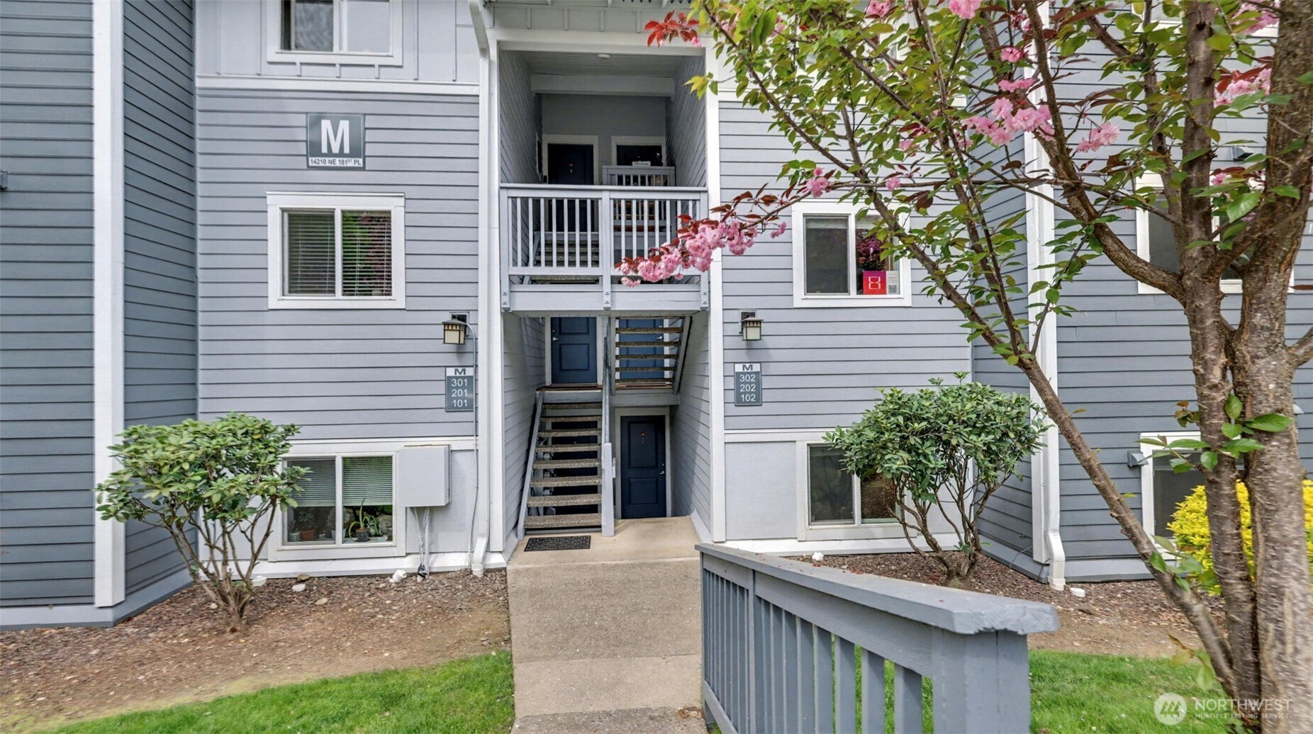 14210 NE 181st Place #M102, Woodinville, WA 98072