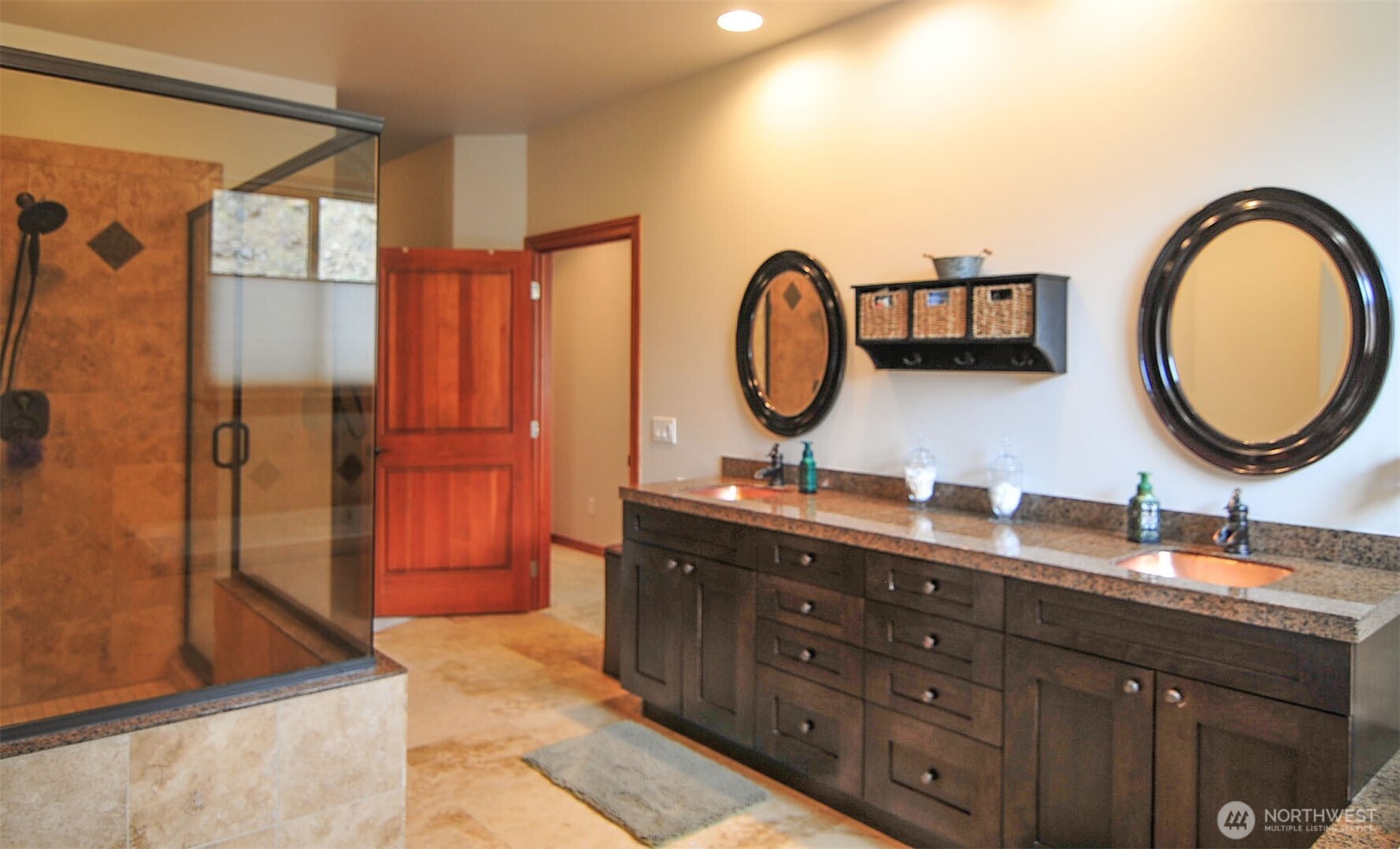 6696 Batterman Road , Rock Island, WA 98850