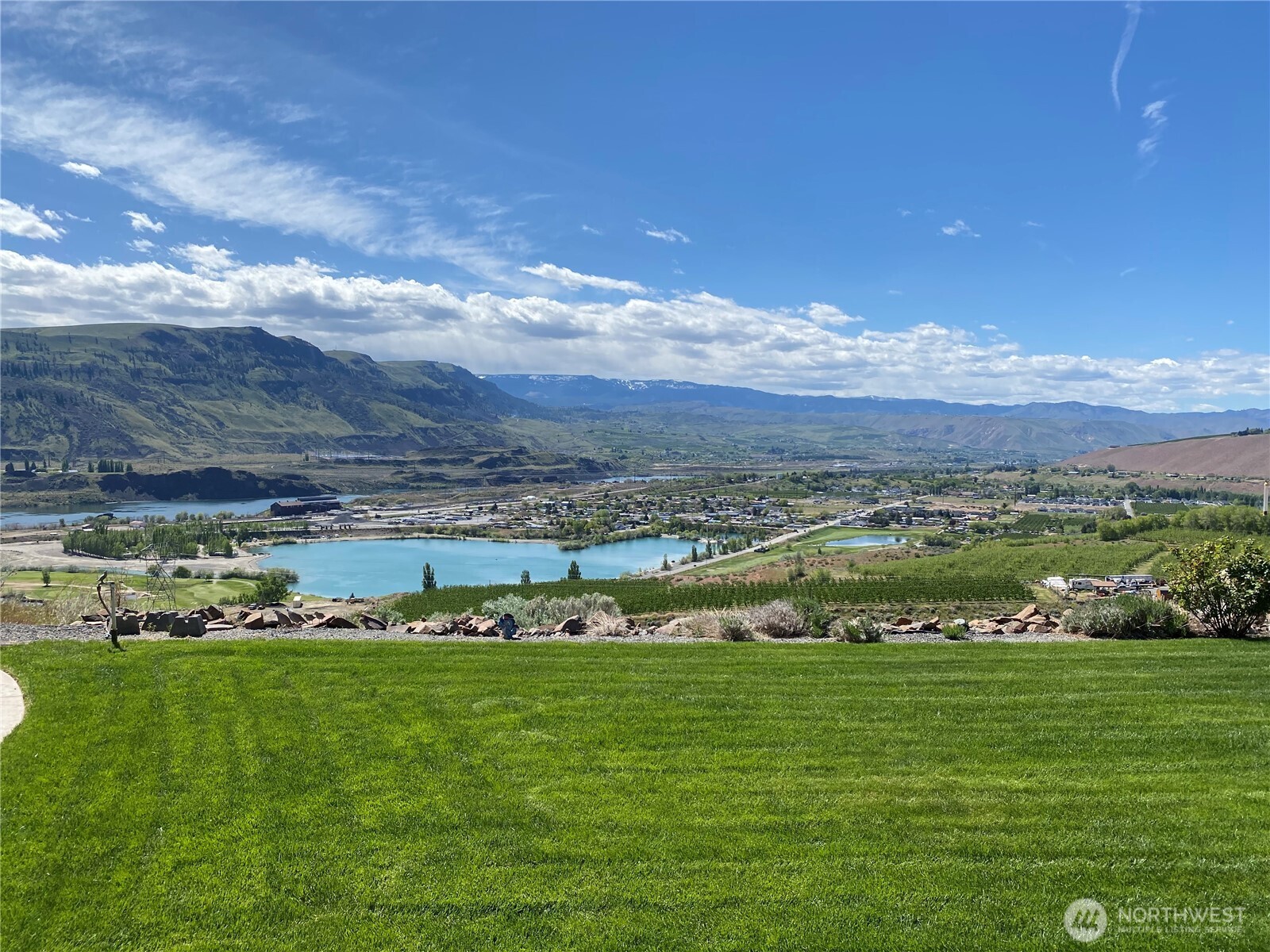6696 Batterman Road , Rock Island, WA 98850