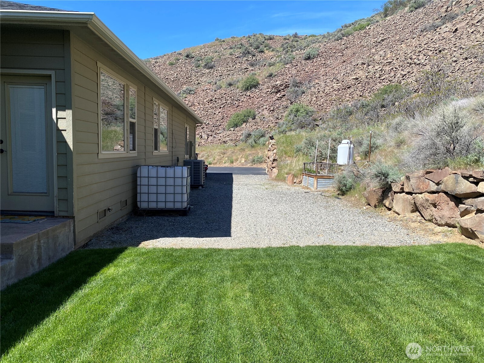 6696 Batterman Road , Rock Island, WA 98850