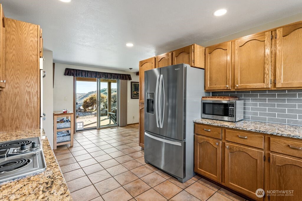 290 Trails End Lane , Yakima, WA 98903