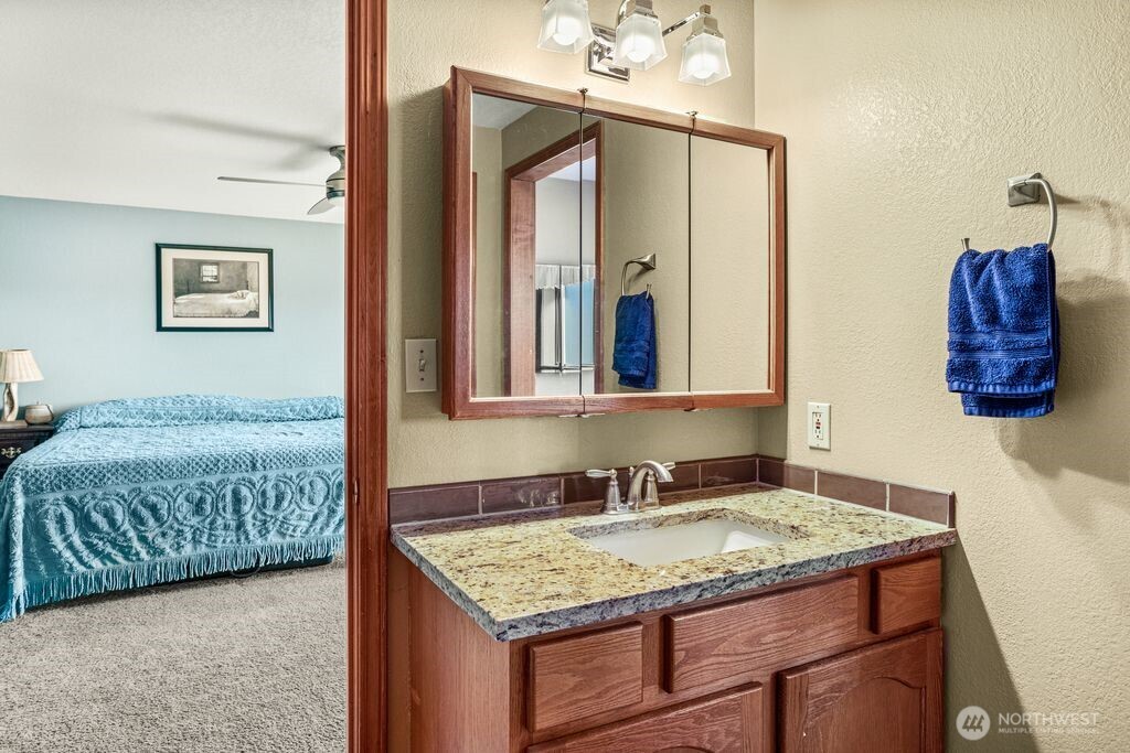 290 Trails End Lane , Yakima, WA 98903