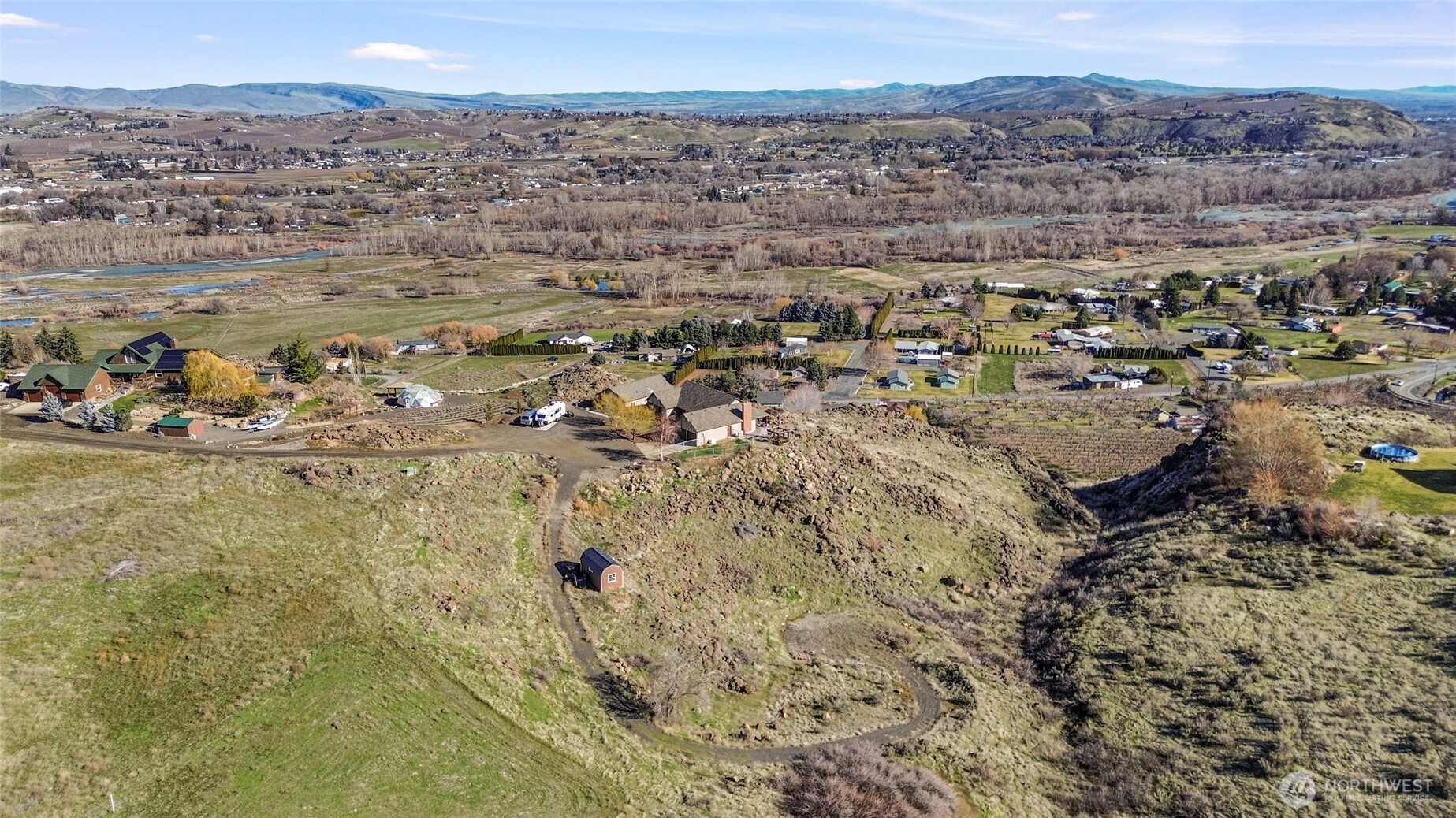 290 Trails End Lane , Yakima, WA 98903