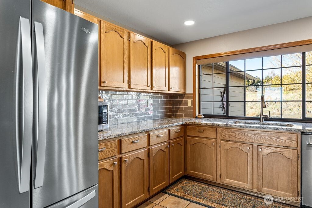 290 Trails End Lane , Yakima, WA 98903