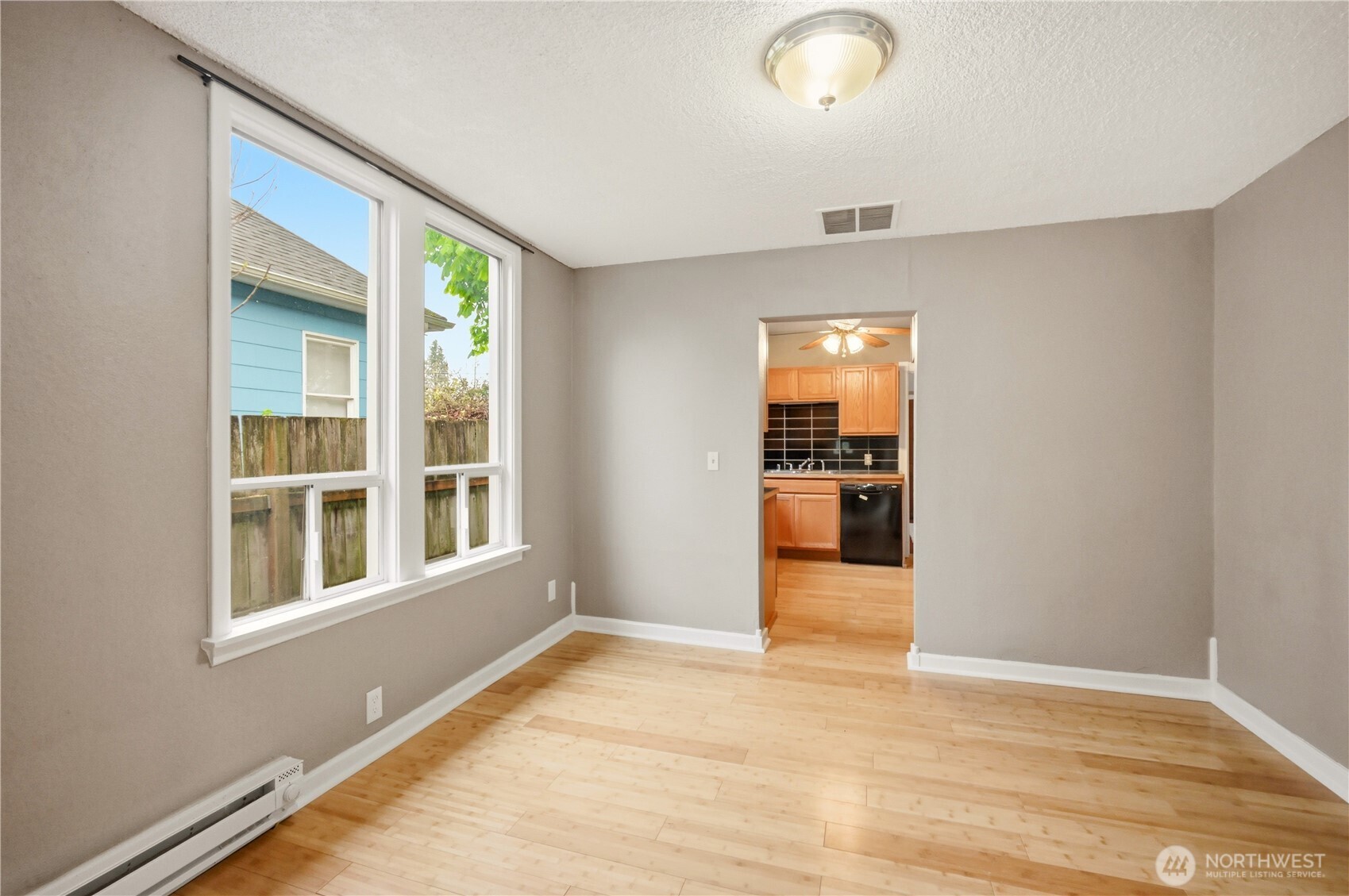 819 S Prospect Street , Tacoma, WA 98405