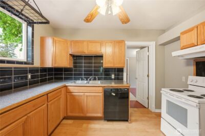 819 S Prospect Street , Tacoma, WA 98405 - Photo 7