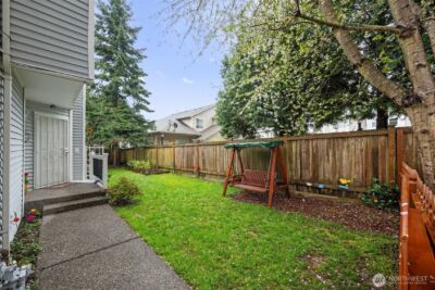 21 95th Drive SE, Lake Stevens, WA 98258 - Photo 3