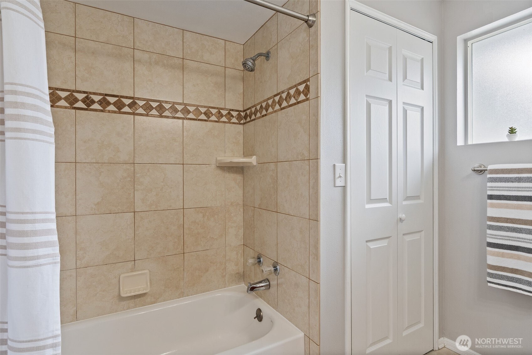 1914 122nd Place SE, Everett, WA 98208