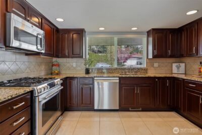 1914 122nd Place SE, Everett, WA 98208 - Photo 5