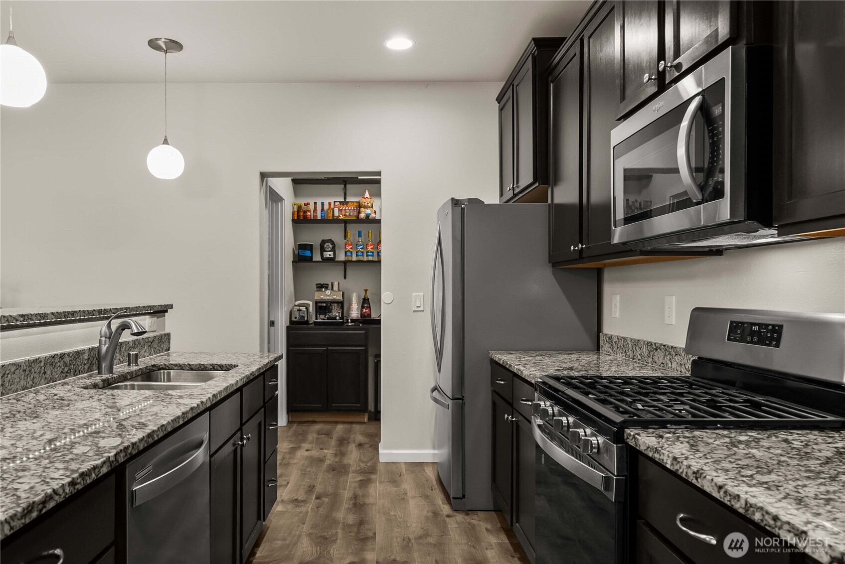 6705 139th Street Ct E, Puyallup, WA 98373