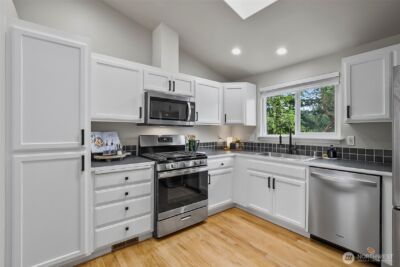 1839 NE 172nd Street , Shoreline, WA 98155 - Photo 14