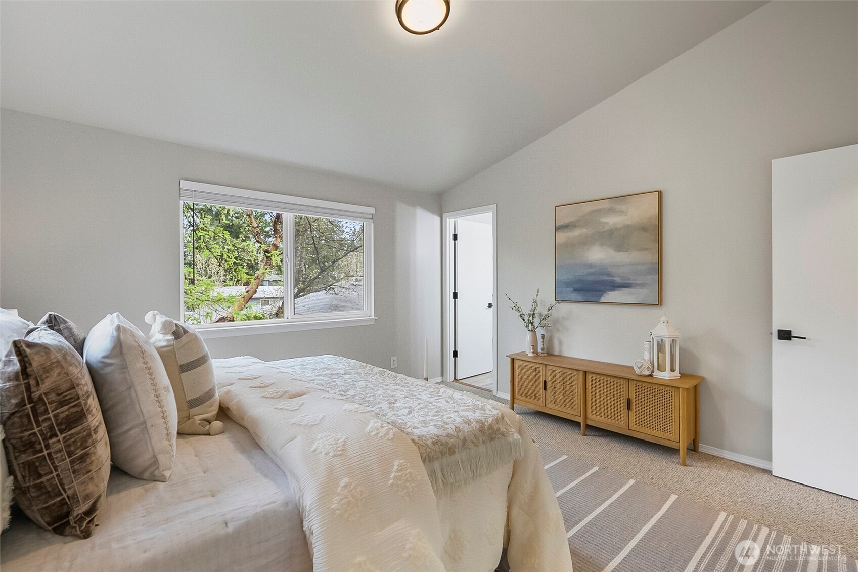 1839 NE 172nd Street , Shoreline, WA 98155