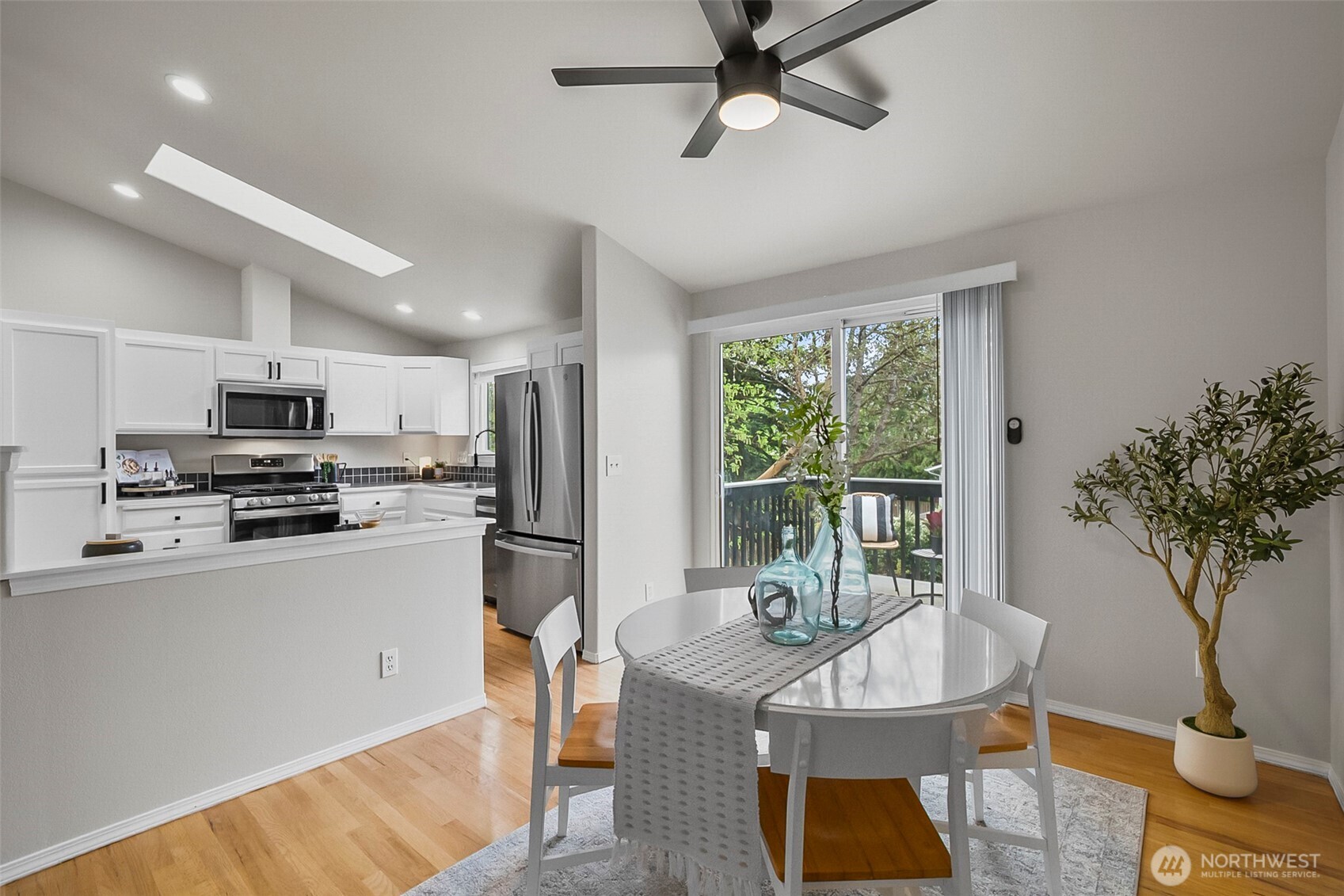 1839 NE 172nd Street , Shoreline, WA 98155