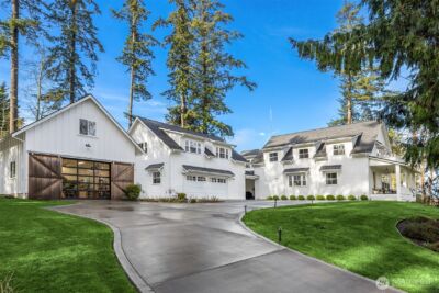 10717 NE Manitou Park Boulevard , Bainbridge Island, WA 98110