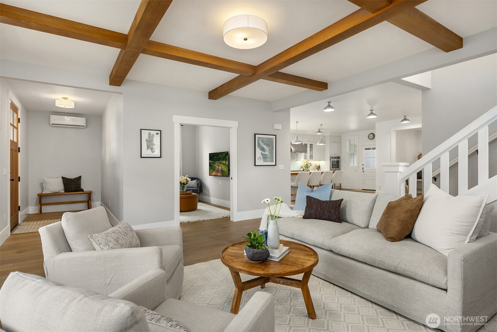 10717 NE Manitou Park Boulevard , Bainbridge Island, WA 98110