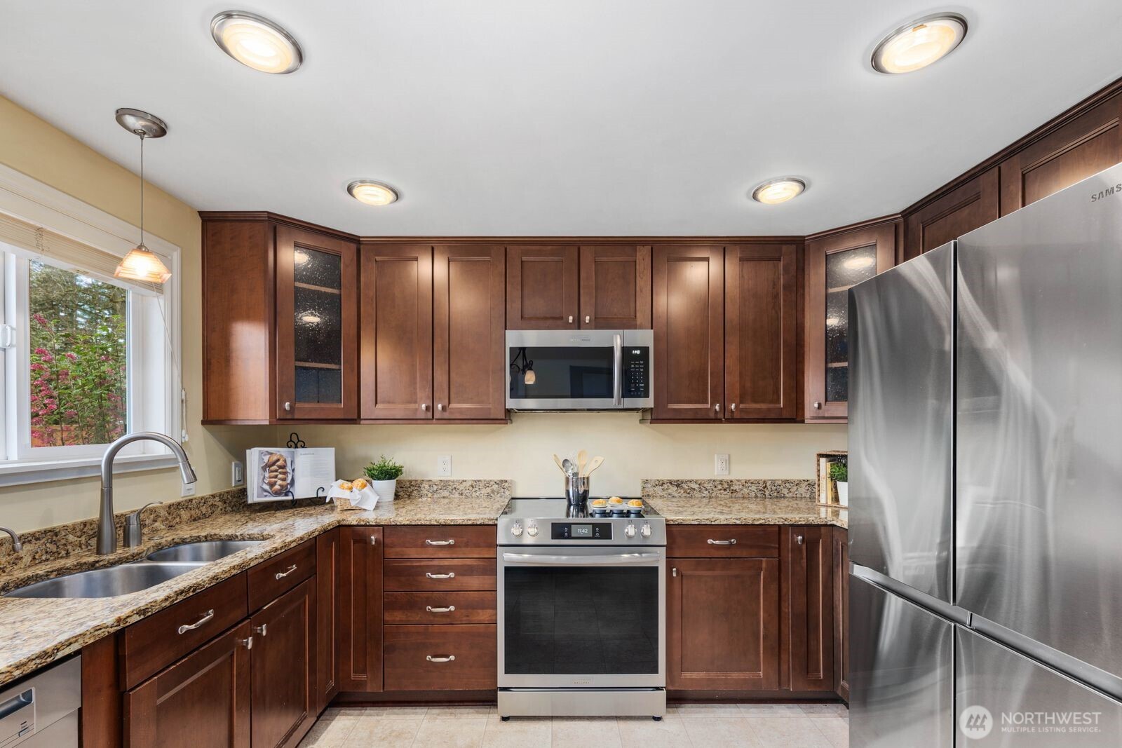 23130 83rd Avenue W, Edmonds, WA 98026