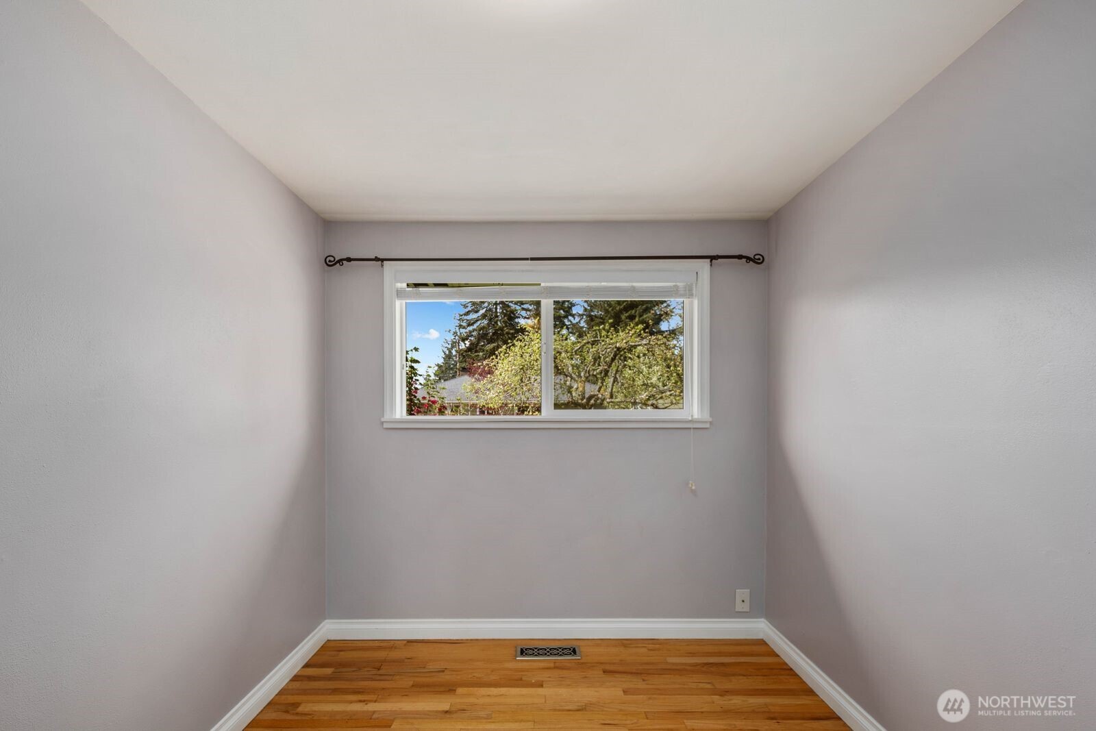 23130 83rd Avenue W, Edmonds, WA 98026