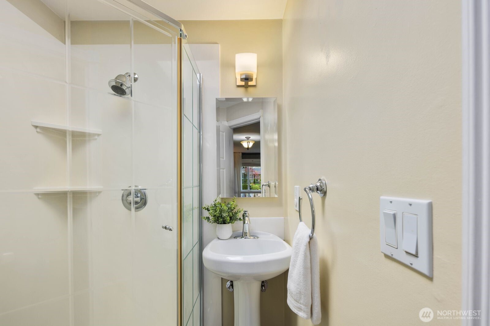 23130 83rd Avenue W, Edmonds, WA 98026