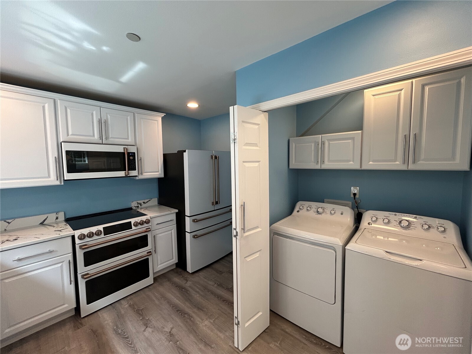 2817 Hannen Street , Dupont, WA 98327-8747