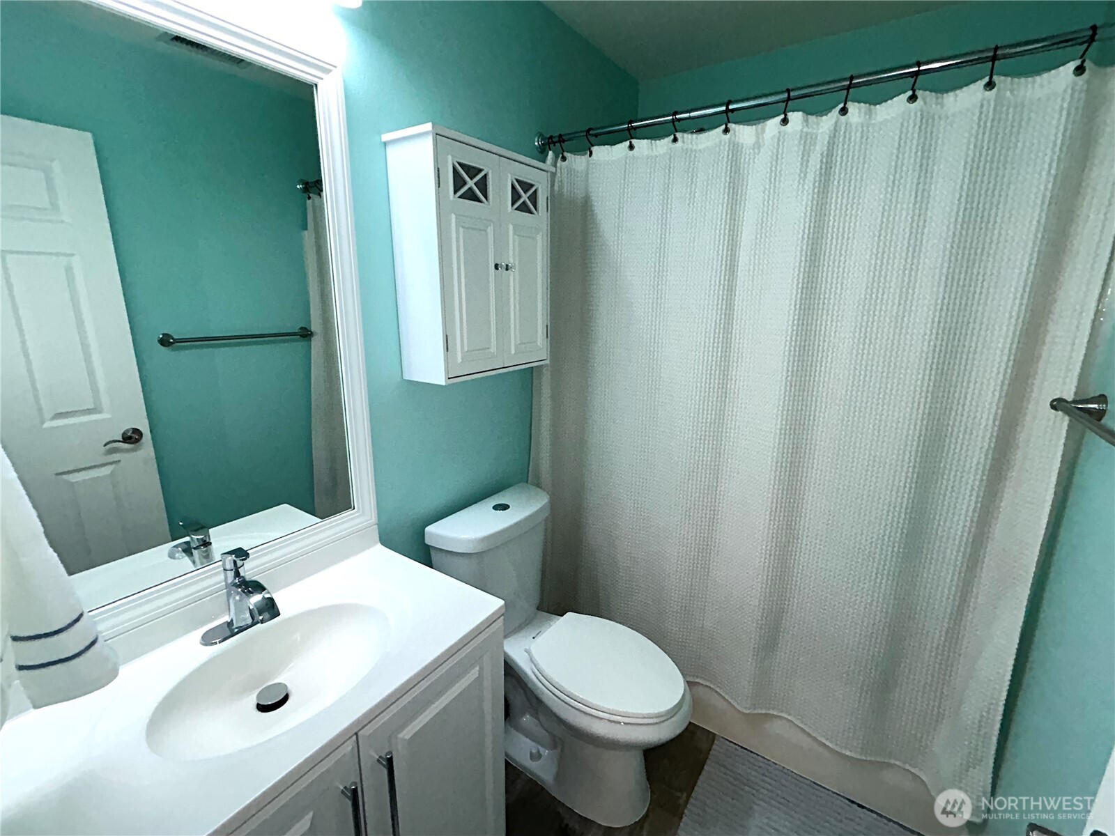 2817 Hannen Street , Dupont, WA 98327-8747