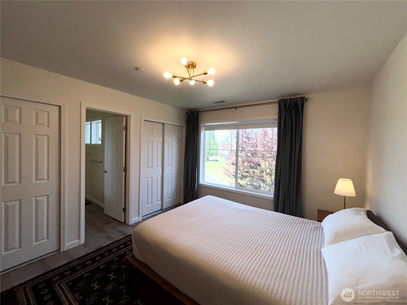 2817 Hannen Street , Dupont, WA 98327-8747