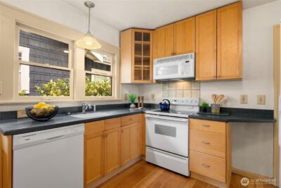 1018 NE 62nd Street , Seattle, WA 98115 - Photo 14