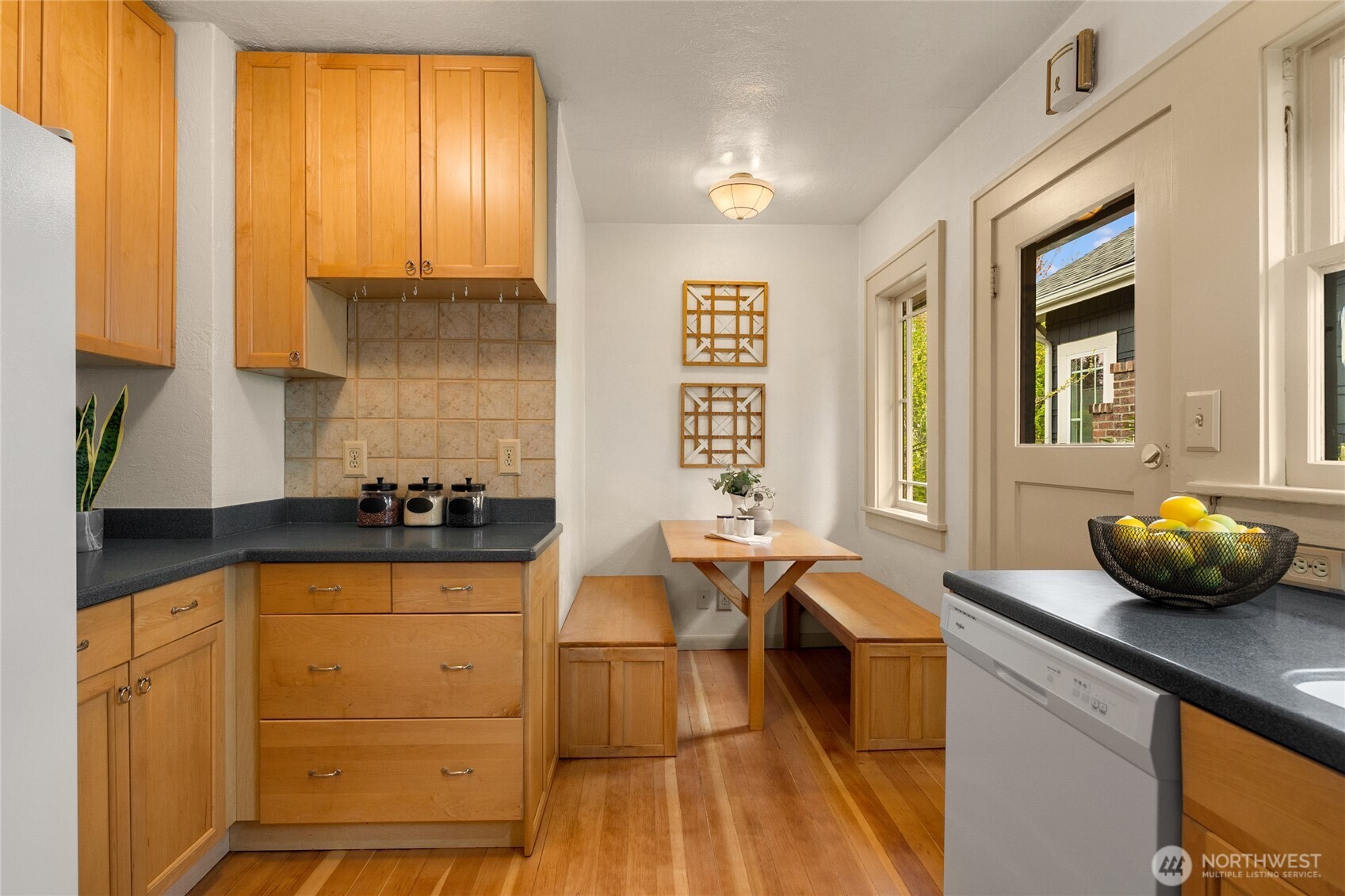 1018 NE 62nd Street , Seattle, WA 98115