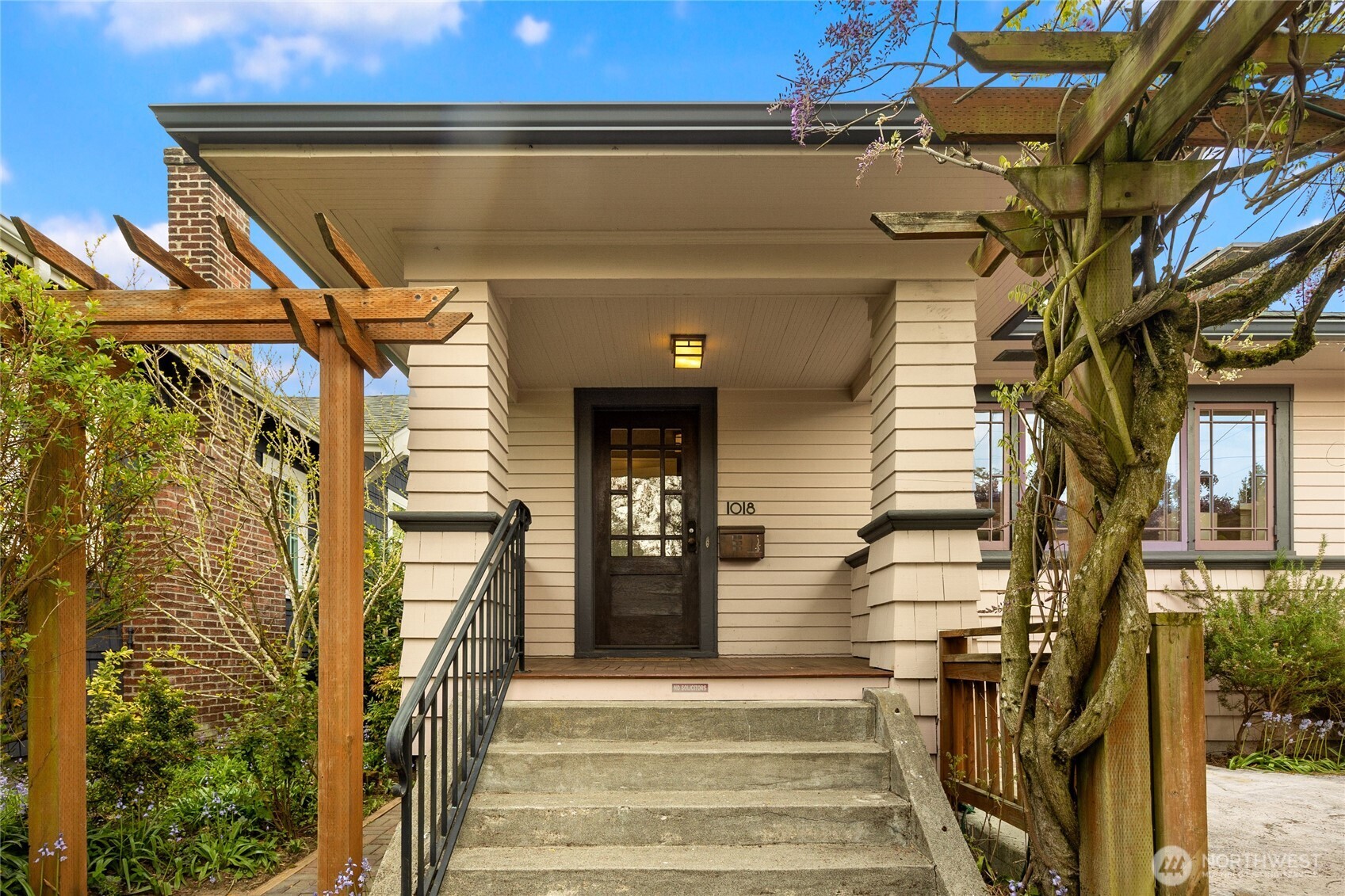 1018 NE 62nd Street , Seattle, WA 98115