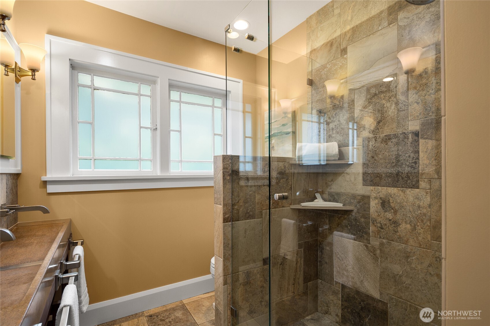1018 NE 62nd Street , Seattle, WA 98115
