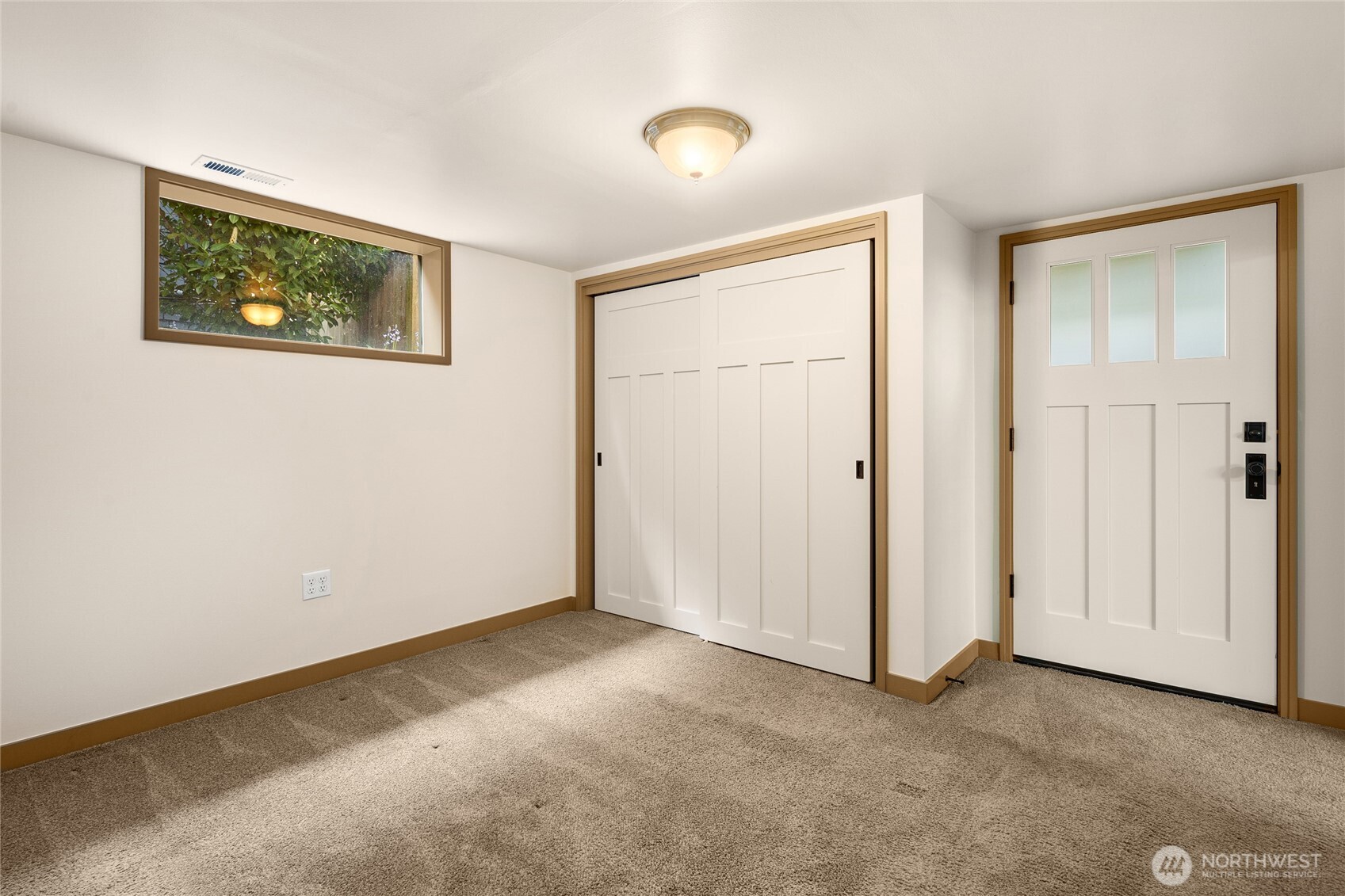 1018 NE 62nd Street , Seattle, WA 98115