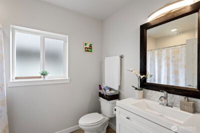 9251 S Park Avenue , Tacoma, WA 98444 - Photo 12