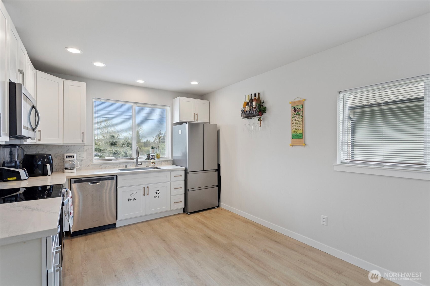 9251 S Park Avenue , Tacoma, WA 98444