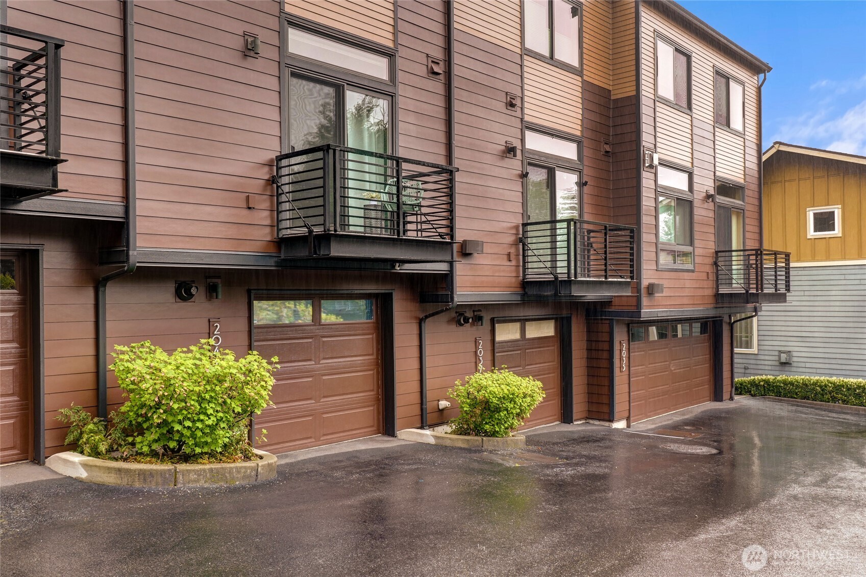 2041 NW Talus Drive #6, Issaquah, WA 98027
