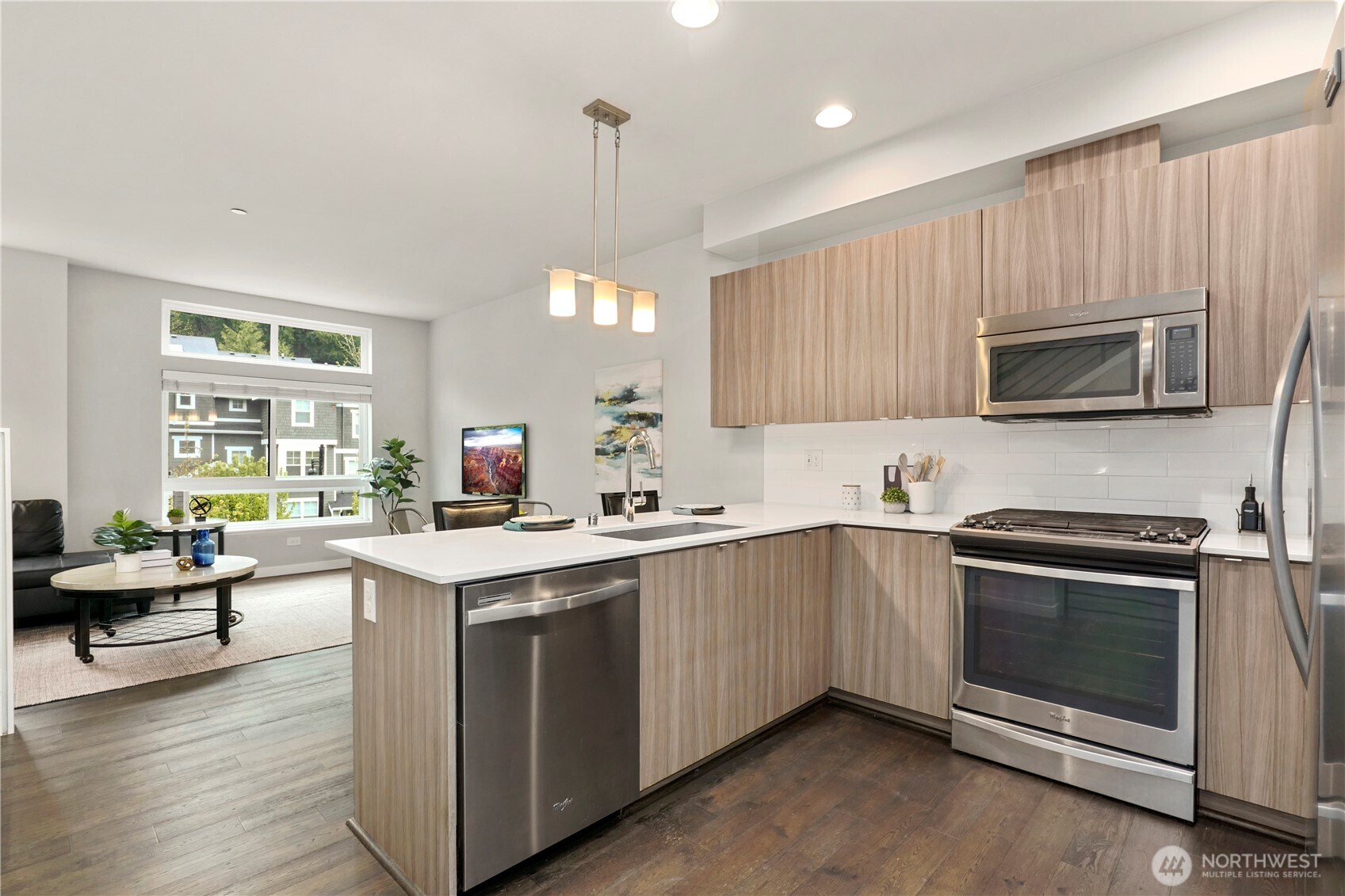 2041 NW Talus Drive #6, Issaquah, WA 98027