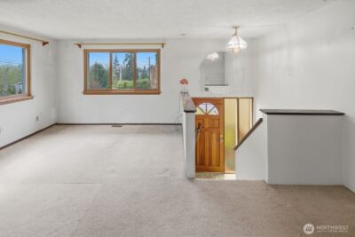 1925 107th Drive SE, Lake Stevens, WA 98258-2008 - Photo 6