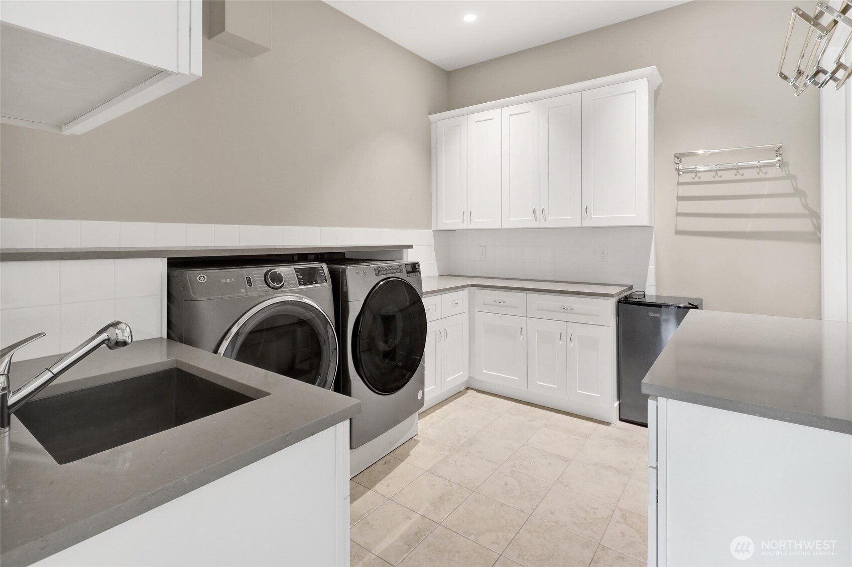 24030 Dolphin Lane , Mount Vernon, WA 98274