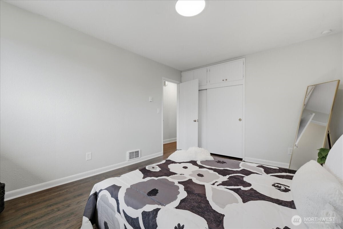 6901 NW Canyon Crest Loop , Vancouver, WA 98665-7434