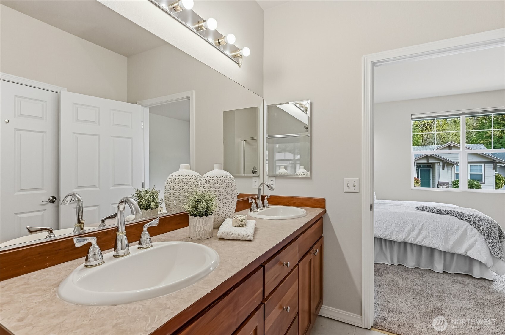 11711 239th Avenue NE, Redmond, WA 98053