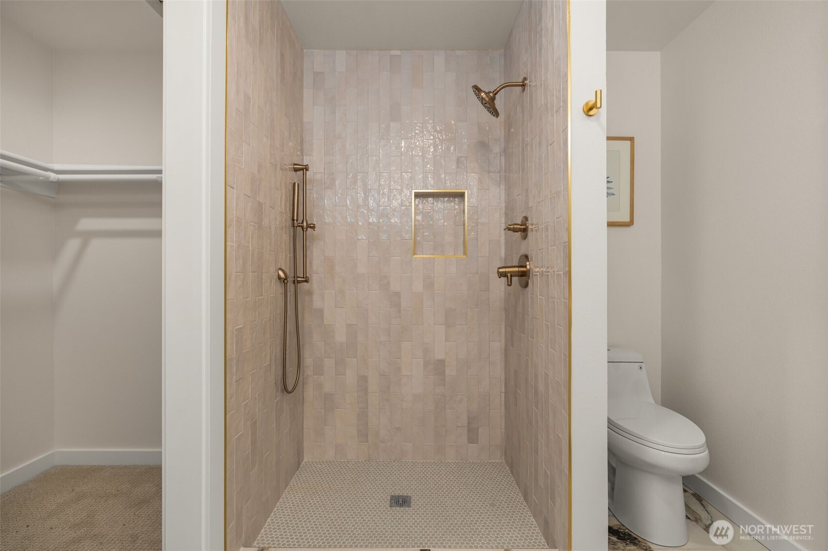 3036 E Ames Lake Drive NE, Redmond, WA 98053
