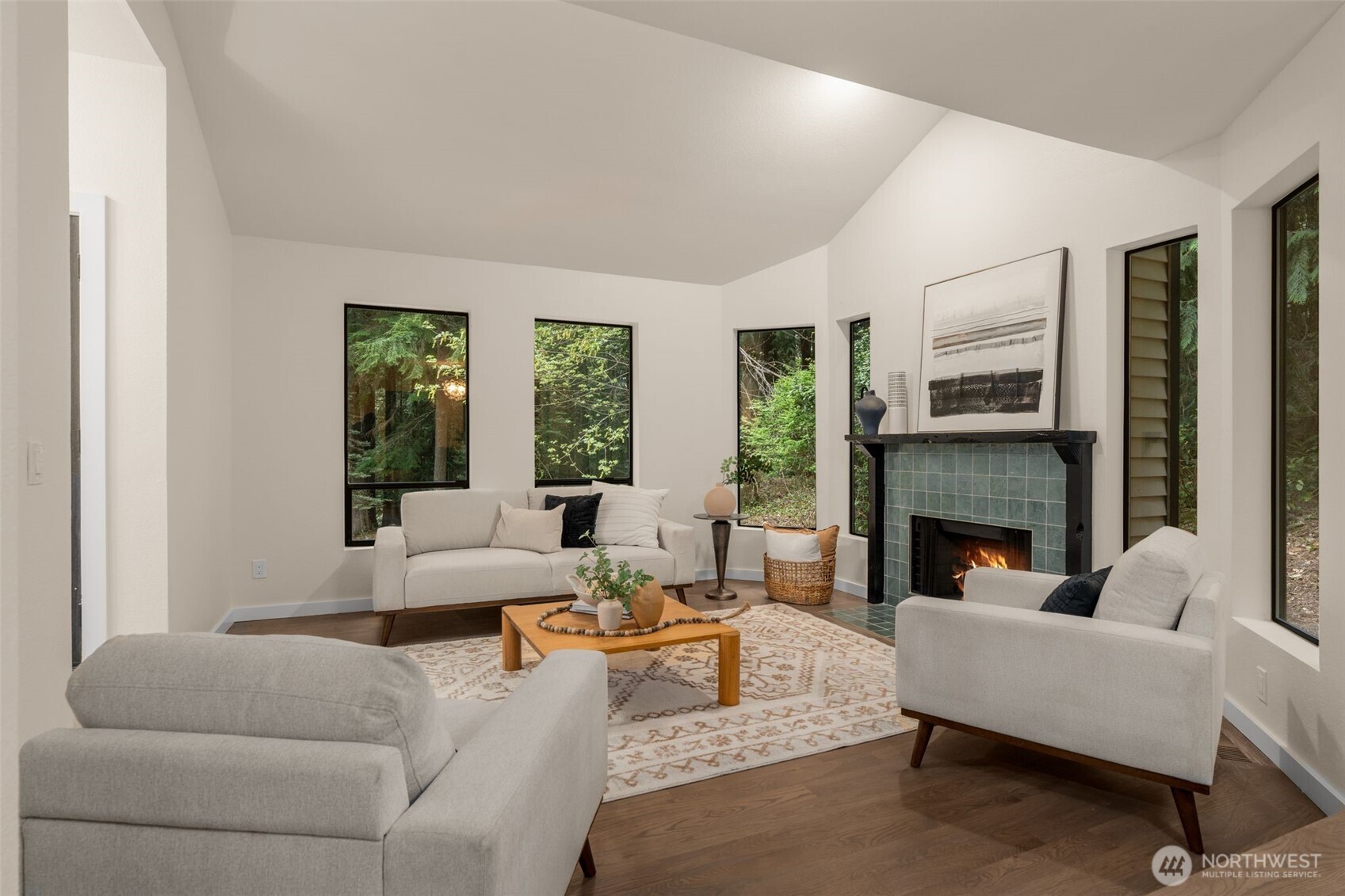 3036 E Ames Lake Drive NE, Redmond, WA 98053