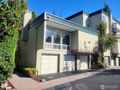 18100 15th Avenue NE #C218, Shoreline, WA 98155-3845