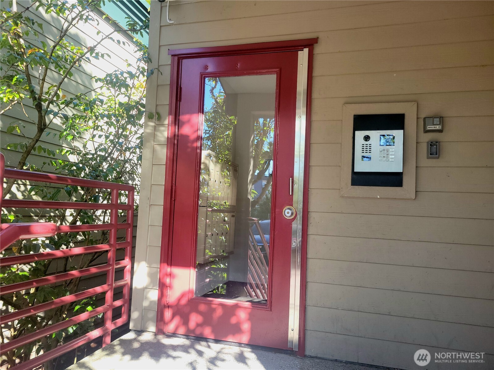 18100 15th Avenue NE #C218, Shoreline, WA 98155-3845